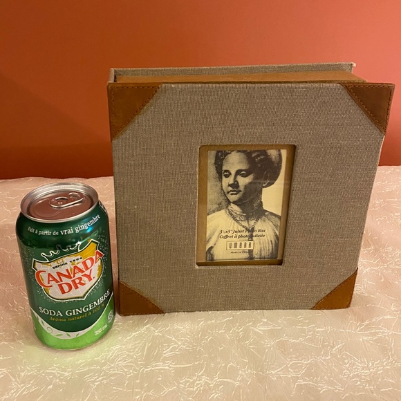 Umbra Juliet Photo Box - Picture 8 of 8